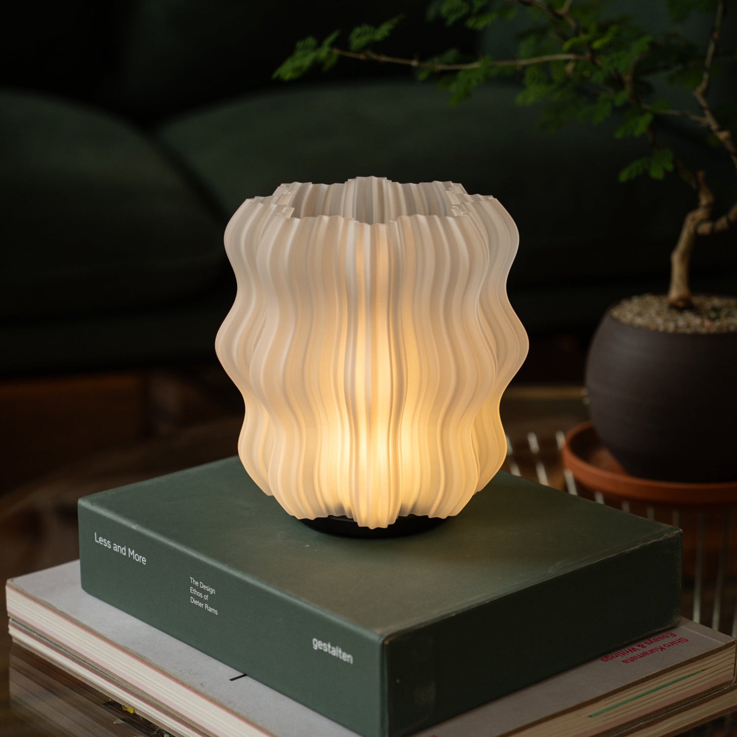 Multiple Mini Wavy Lamps in different colors arranged together as group