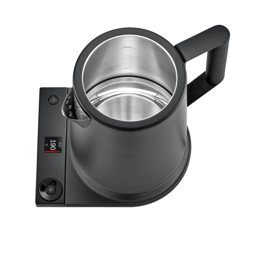Closeup of Luna Pro kettle digital temperature display and control buttons