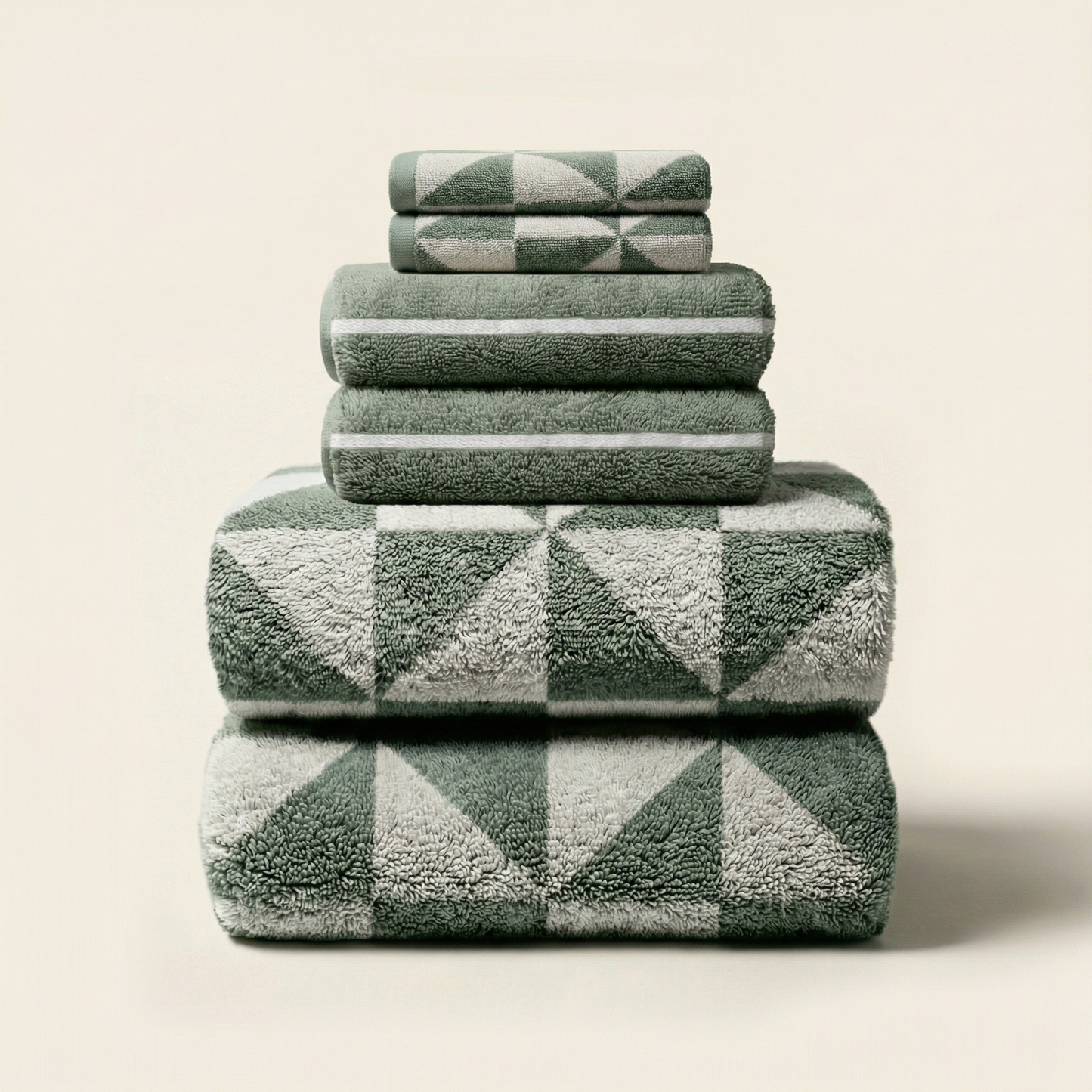 Italic Umbra Deia luxe towel set with multiple sizes included
