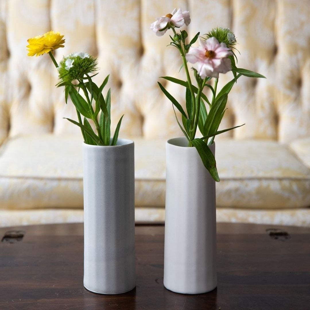 Bloom Vase dimensions diagram showing height width and capacity measurements